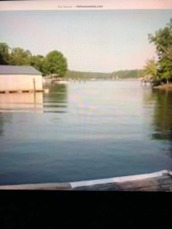 Building Photo - 5221 Green Cove Rd