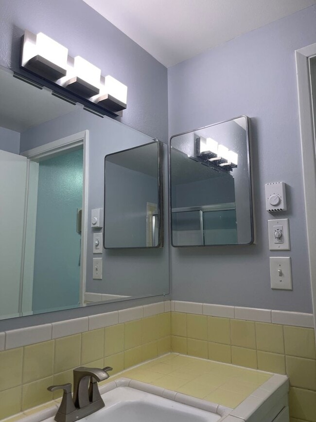 Interior Photo - Bellevue Place Apartments