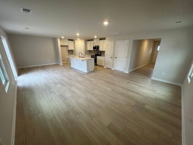 Foto del edificio - 1016 Minocqua Rd