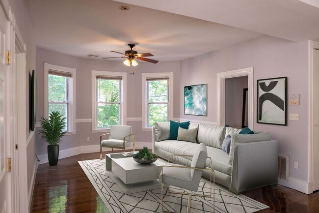 Foto del edificio - Charming 6 Bedroom Apartment