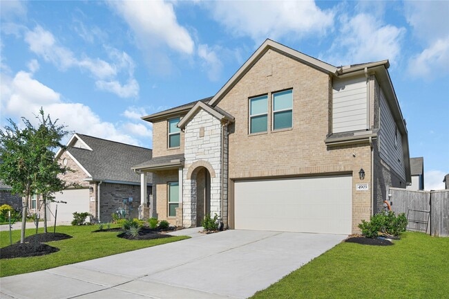 Foto del edificio - 4903 Chestnut Valley Ln