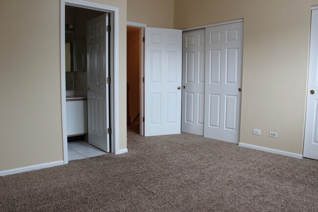 Foto del edificio - 1379 Grandview Court