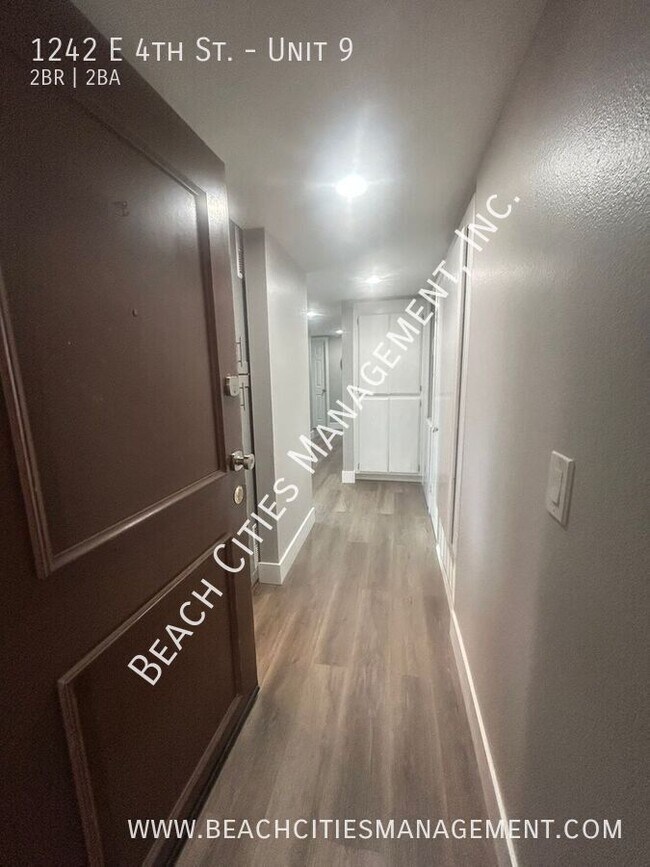 Foto del edificio - 1242 E 4th St