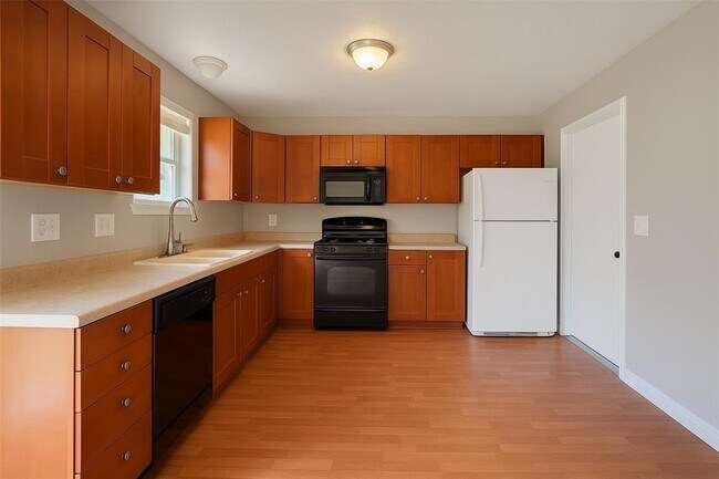 Foto del edificio - 506 Brendon Park Ln