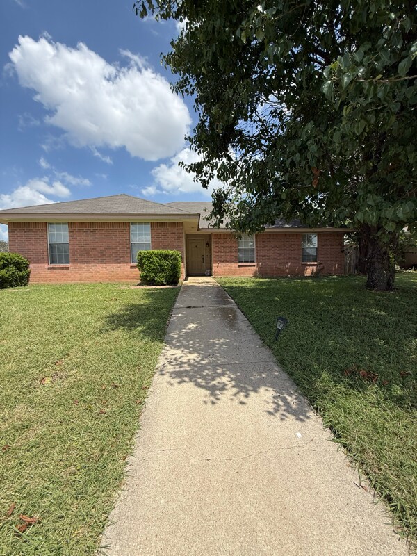 Foto del edificio - 4200 Lonesome Dove Dr