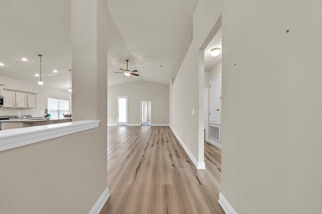Foto del edificio - 115 Speckled Trout Ln S