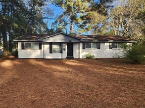 Building Photo - 4335 Rainbow Rd