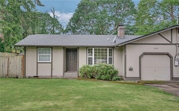 Building Photo - 8424-8426-8426 69th Ave SW