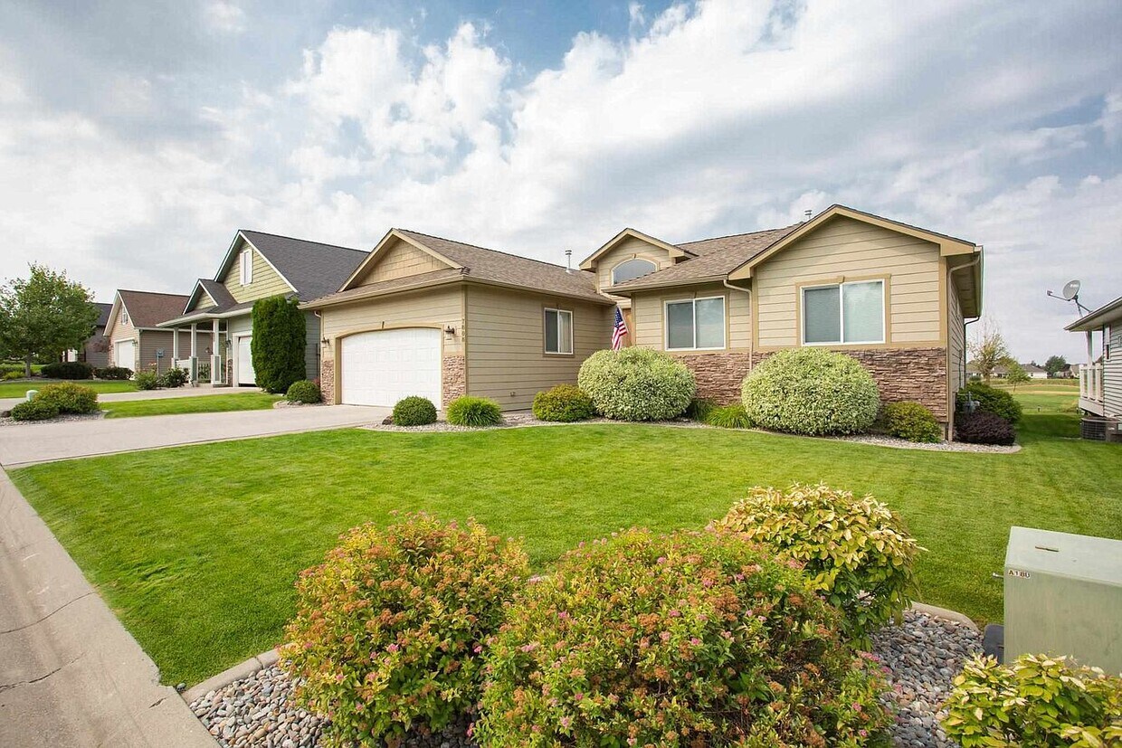 7808 S Parway Ln, Cheney, WA 99004 House for Rent in Cheney, WA