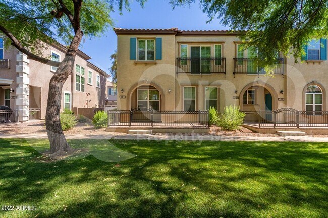 Foto del edificio - 4714 E Waterman St