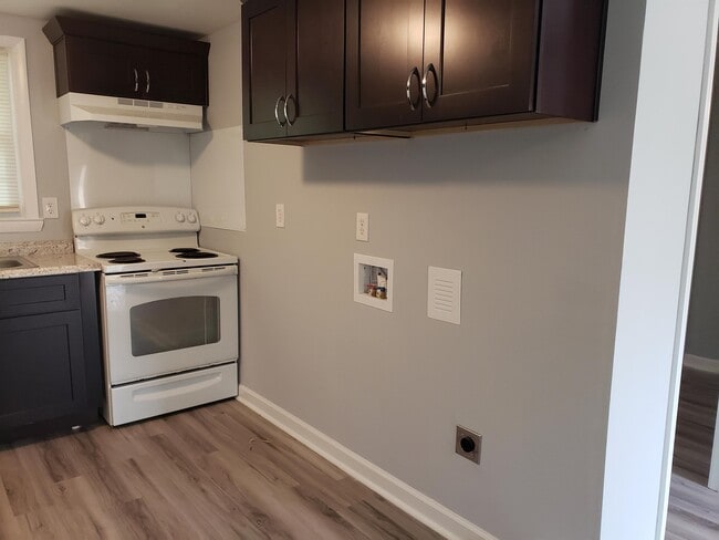 Foto del edificio - 823 McNeil St