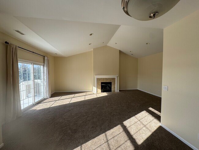 Foto del edificio - 1220 Alameda Blvd