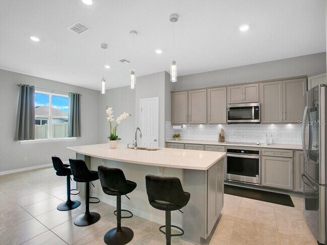 Foto del edificio - 5208 Chickadee St