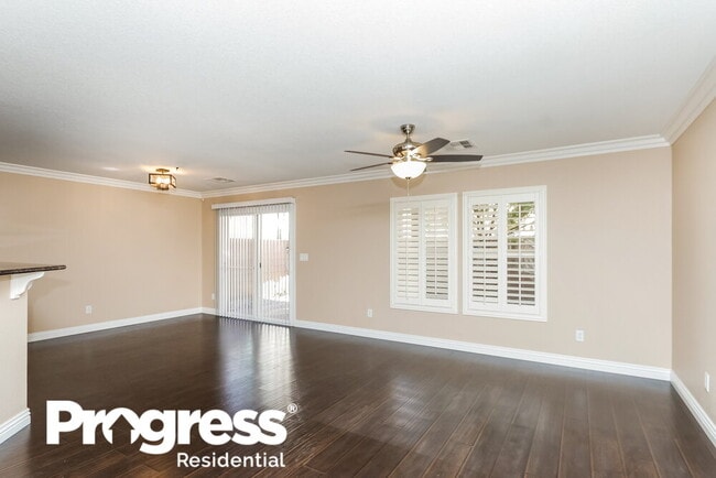 Foto del edificio - 8664 Bella Sparkle Ave