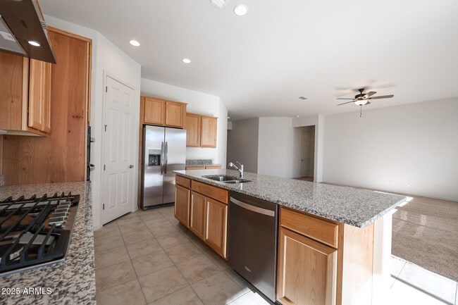 Foto del edificio - 24955 N 170th Dr