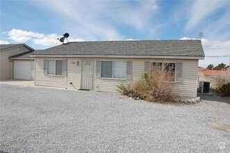 Building Photo - 2400 E Ambush St