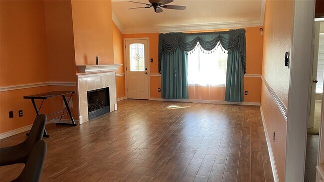 Building Photo - 18715 Spinney Ln