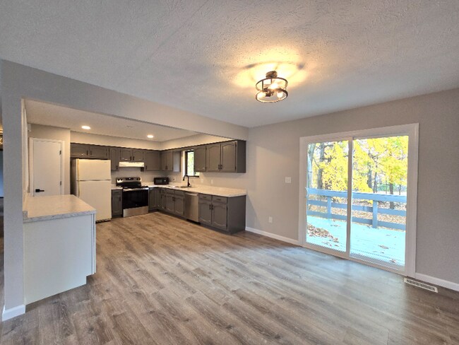 Foto del edificio - 3856 Magnolia Dr