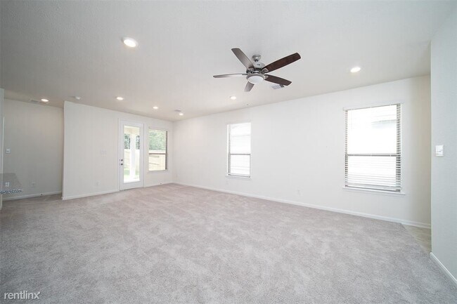 Building Photo - 4 br, 2 bath House - 20833 Sheffield Park