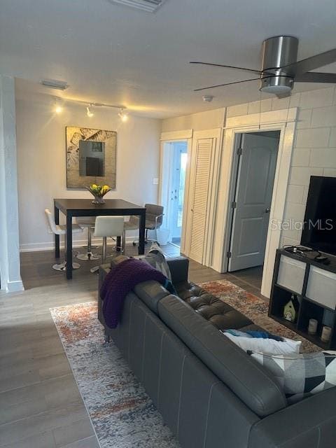 Foto del edificio - 1802 Lucerne Ter