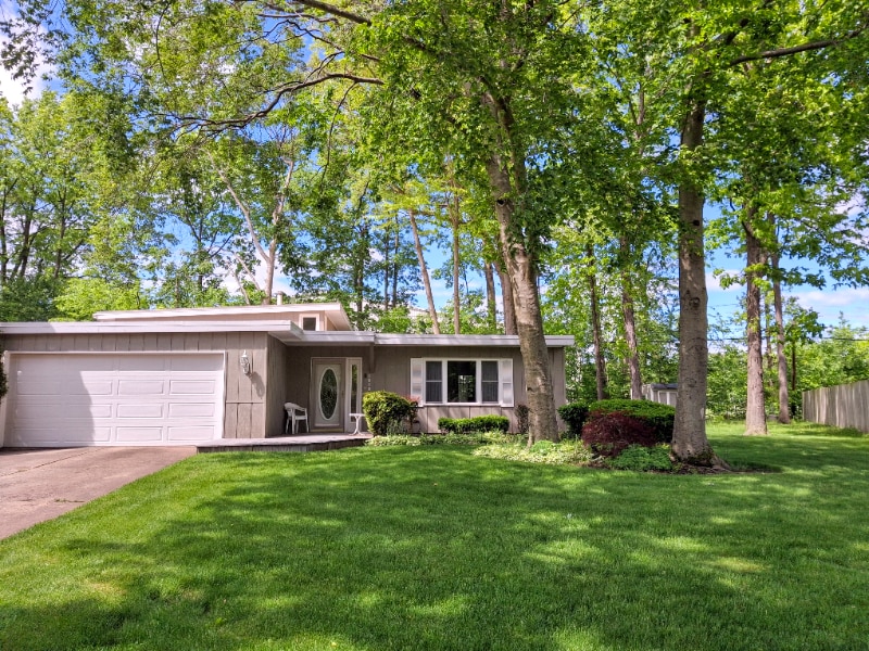 Building Photo - 1818 Revere Pl