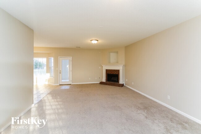 Building Photo - 5052 Rivercrest Ln
