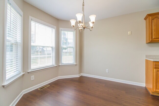 Foto del edificio - 2619 Danbury Cir