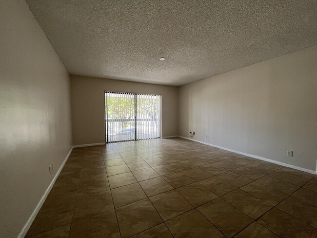 Building Photo - 4021 N University Dr
