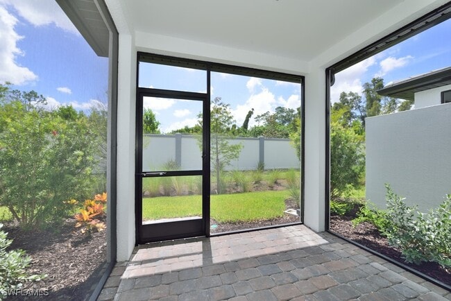 Building Photo - 27839 Solis Grande Dr