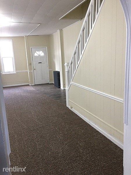 Building Photo - 3 br, 1 bath Townhome - 503 Fairview Street