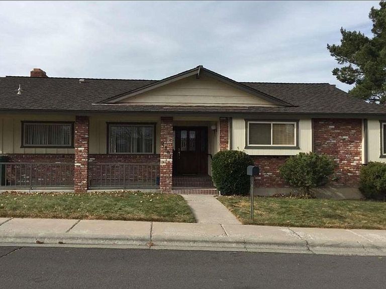 Primary Photo - 2301 Solari Dr