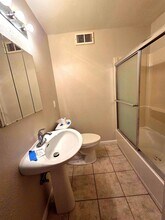 Building Photo - 14315 Ledgewood Ave