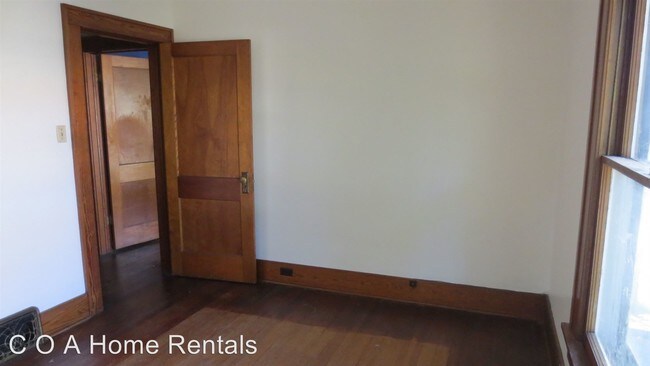 Foto del edificio - 1829 W University Ave