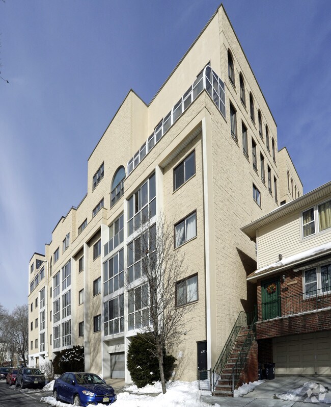 Gold Parc Rentals Union City, NJ