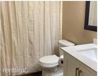 Foto del edificio - 3 br, 2 bath House - 19 W 13th St
