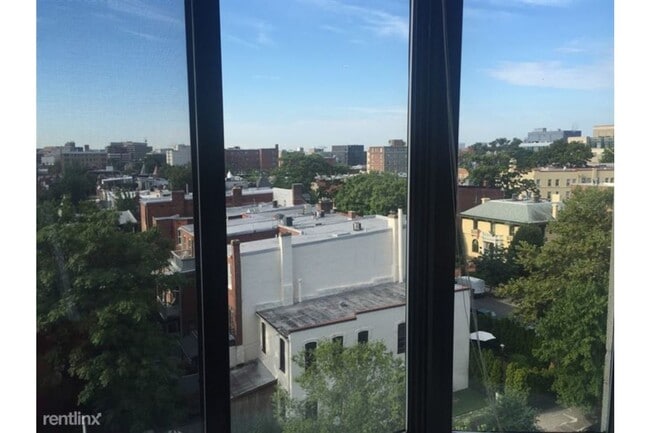 Building Photo - 1825 T St NW