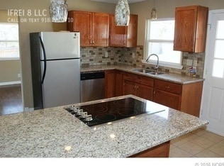 Foto del edificio - 3802 S Allegheny Ave