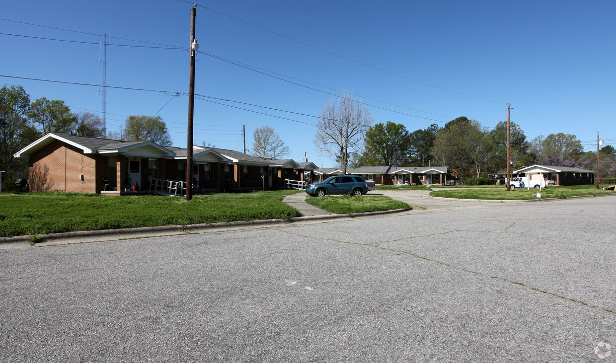 Building Photo - Canady Court