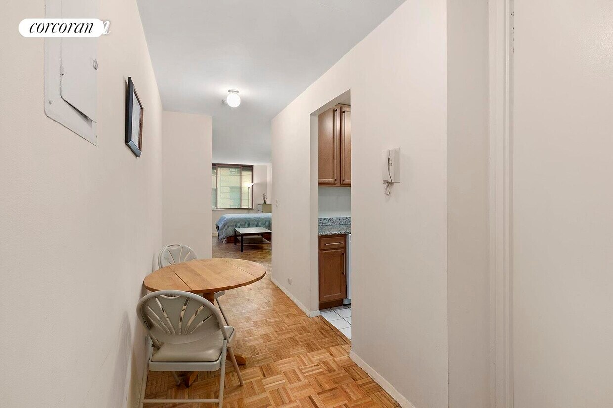 350 W 50th St Unit 5N, New York, NY 10019 Apartment for Rent in New