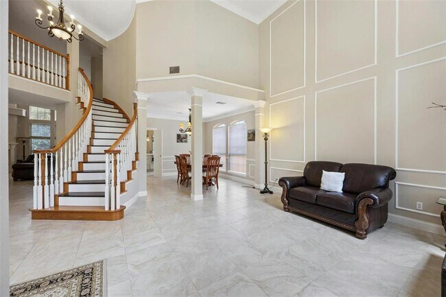 Foto del edificio - 10700 Hastings Ln