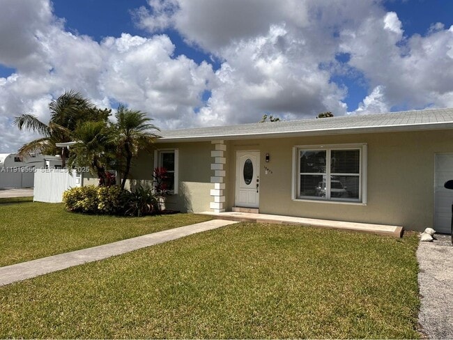 Foto del edificio - 15432 SW 105th Ave