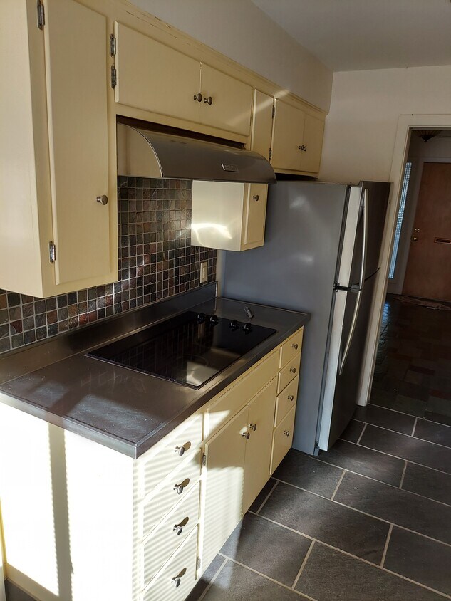 Foto principal - 2883 Charing Rd