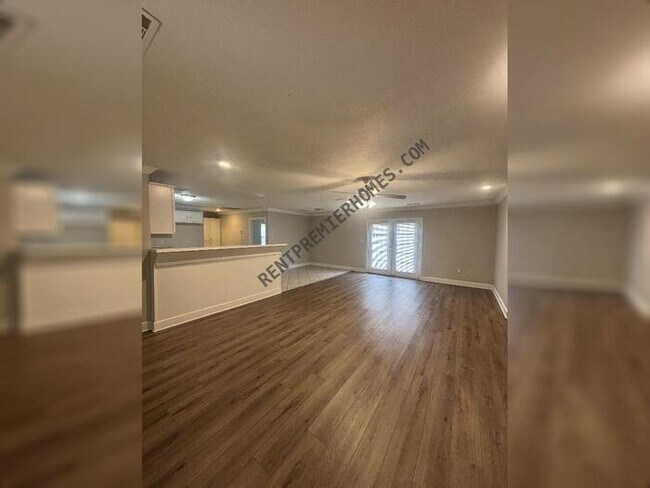 Foto del edificio - 12 Timberside Cove