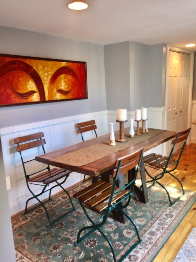 Foto del edificio - 111 W 3rd St