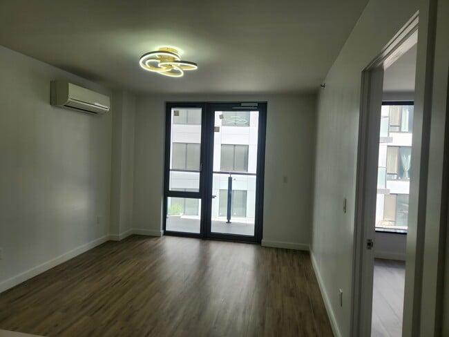 Building Photo - 7065 Queens Blvd
