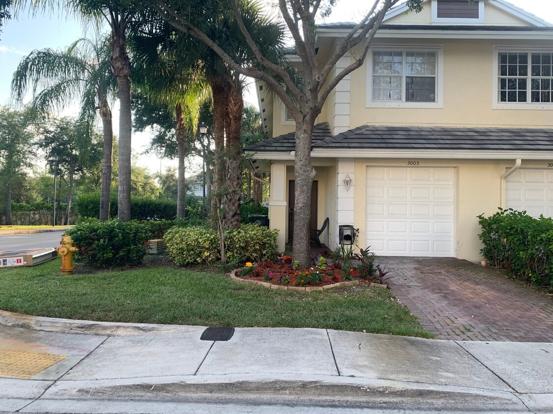 Photo - 3005 NW 30th Ave (Lauderdale Lakes, FL)