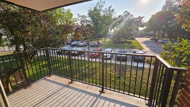 Balcony - 110 N Lincoln Ln