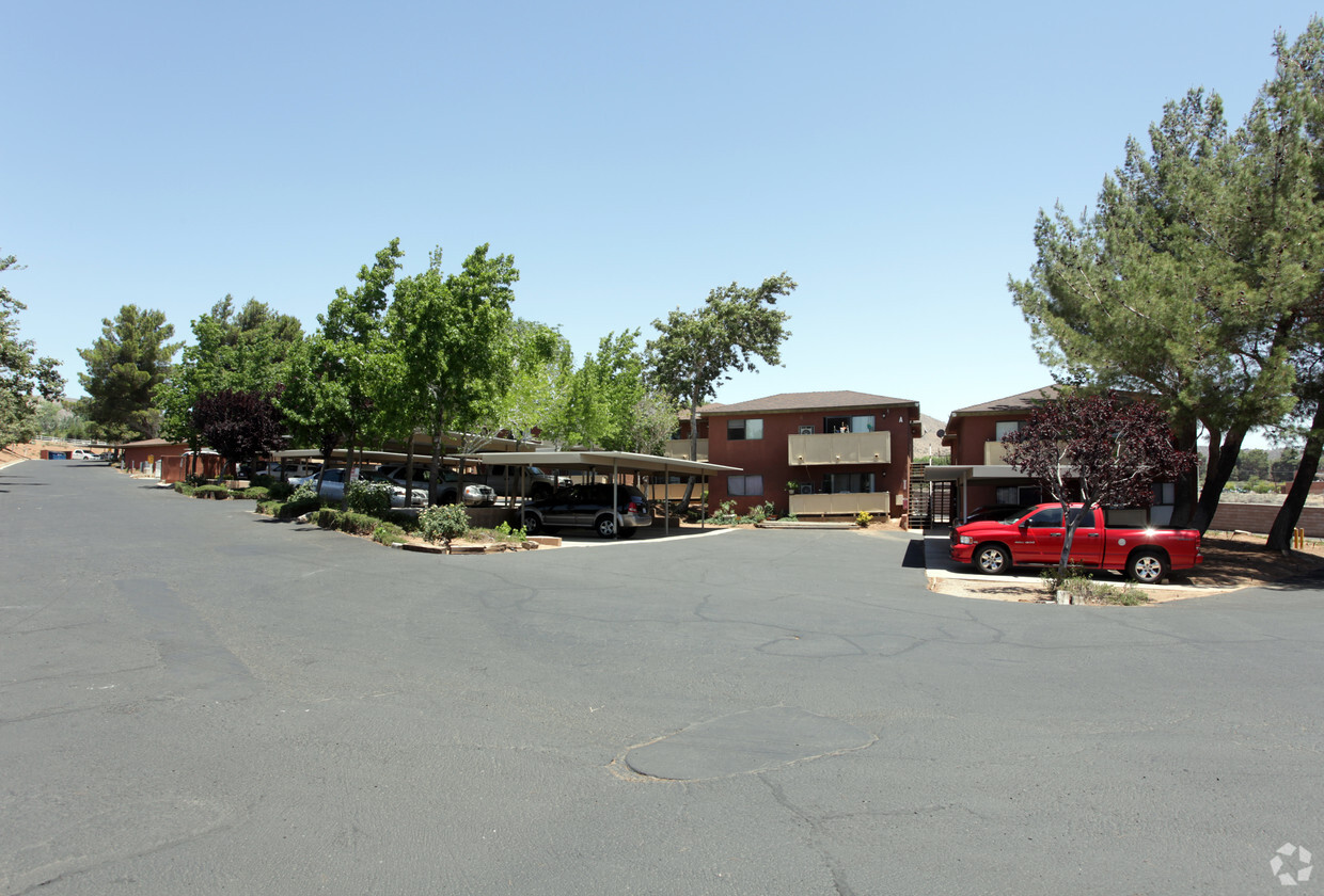 Primary Photo - Sierra View Apartments