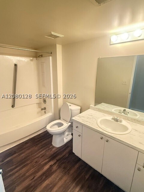 Building Photo - 8307 Coral Lake Ln