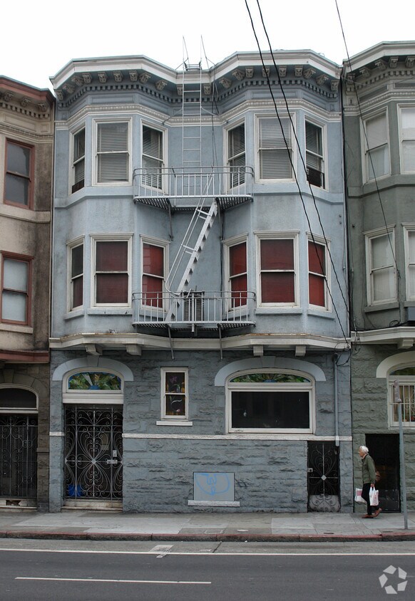 Building Photo - 1017 Hyde St